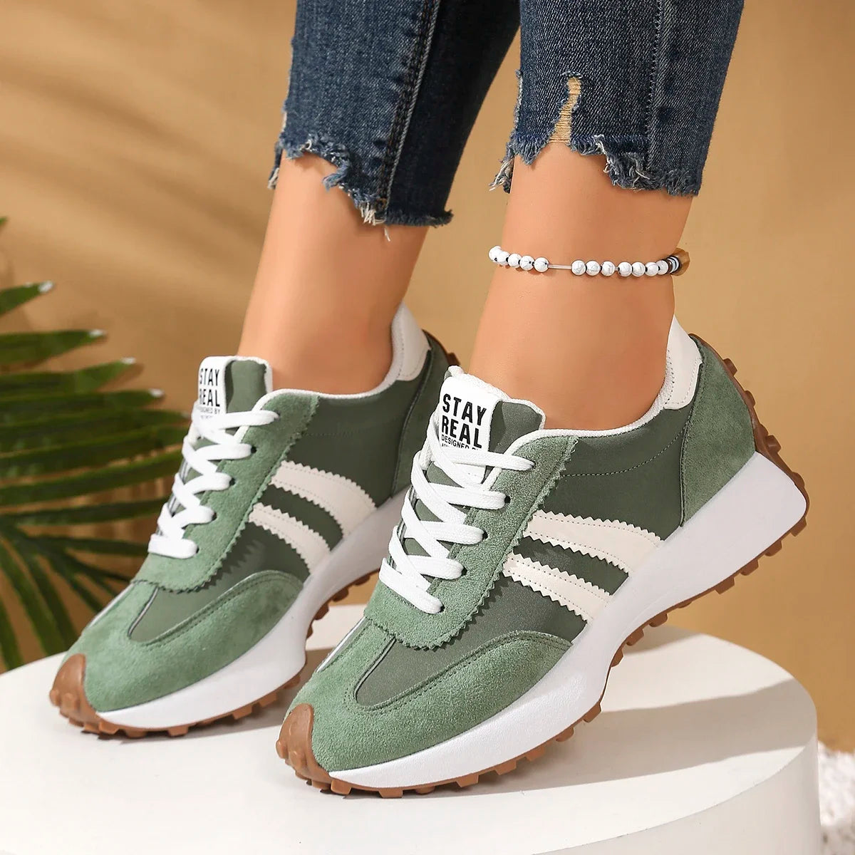 Fashionable New Style Elegant Lace Up Casual Shoes Women Spring/Autumn Round Toe Thick Sole Anti Slip Comfortable Sports Shoes