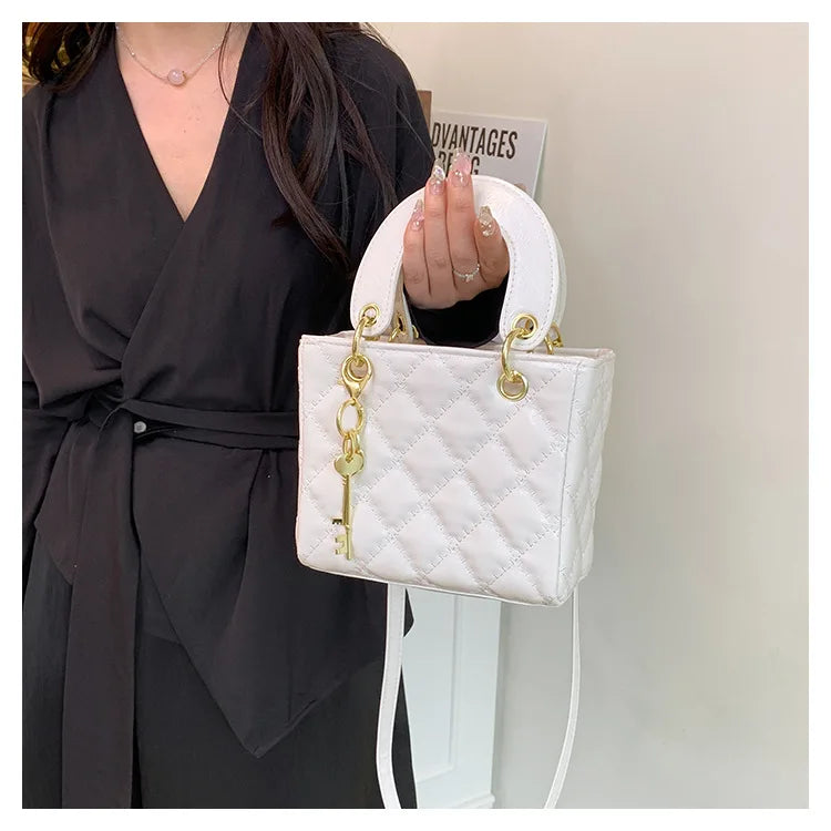 Fashionable texture diamond grid hand-held small square bag women's bag new western-style shoulder bag commuting crossbody bag