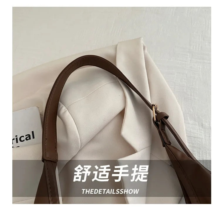 Large capacity commuting new winter popular 2025 solid color simple versatile fashion high sense texture casual single shoulder