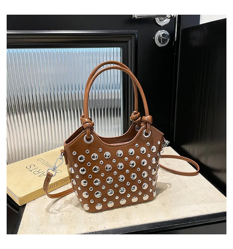 Rivet Shoulder Bags American Style PU Leather Tote Bag Large Capacity Commuting Handbag Messenger Causal Crossbody Commuter Bag
