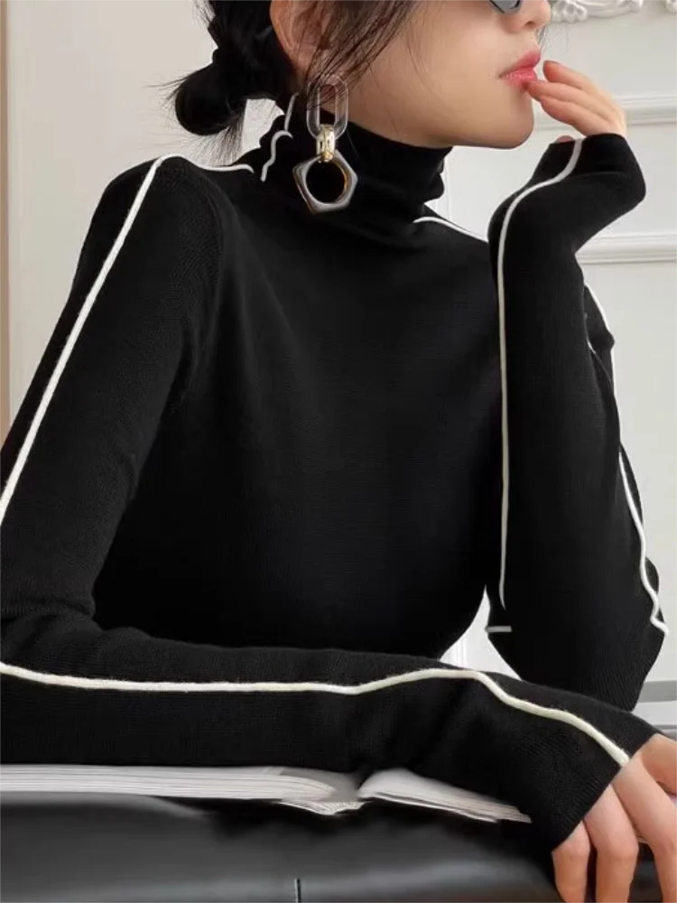 Colour-Block Slim-Fit Turtleneck Top
