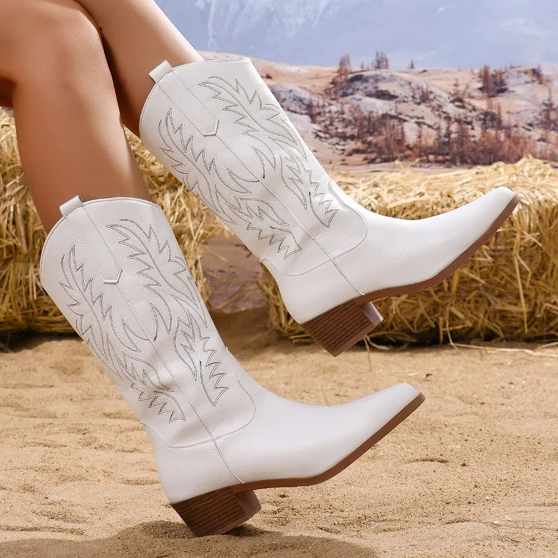 Western Women Boots 2024 Autumn Winter Fashion Chunky Heeled Cowboy Boots Vintage Style Country Western Cowgirl High Heels Boots