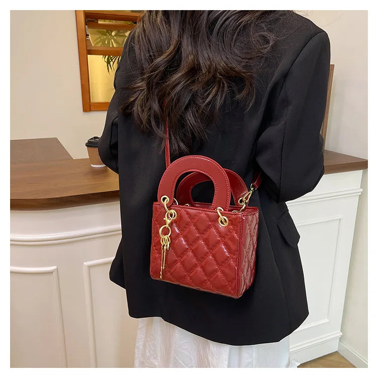 Fashionable texture diamond grid hand-held small square bag women's bag new western-style shoulder bag commuting crossbody bag