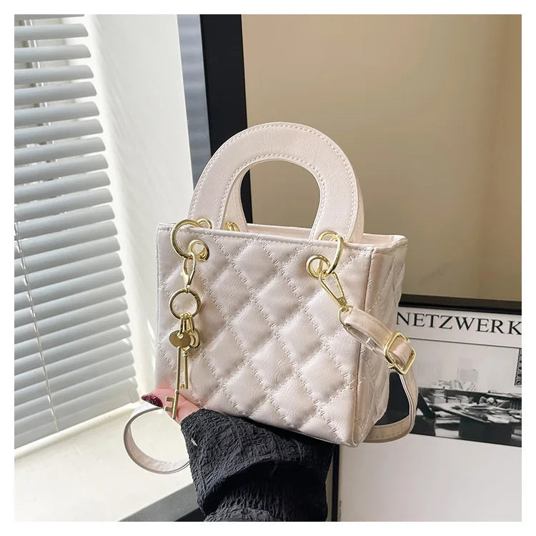 Fashionable texture diamond grid hand-held small square bag women's bag new western-style shoulder bag commuting crossbody bag