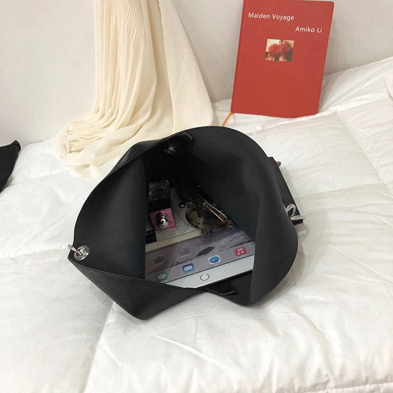 Rivet Chain Hobo Shoulder Bag