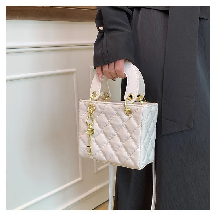 Fashionable texture diamond grid hand-held small square bag women's bag new western-style shoulder bag commuting crossbody bag