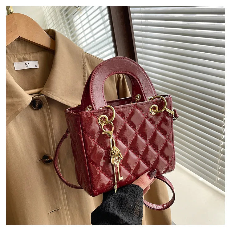 Fashionable texture diamond grid hand-held small square bag women's bag new western-style shoulder bag commuting crossbody bag