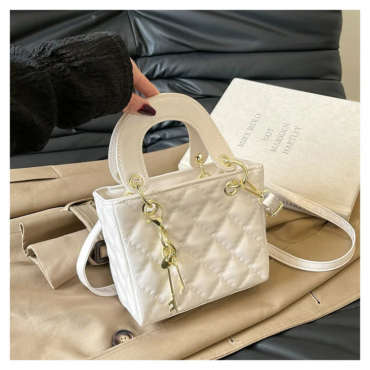 Fashionable texture diamond grid hand-held small square bag women's bag new western-style shoulder bag commuting crossbody bag