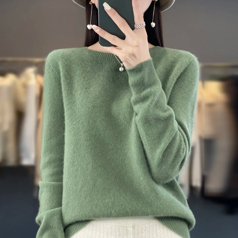 100% Merino solid color sweater ladies autumn and winter new solid color O-neck long sleeve warm fashion loose knit sweater